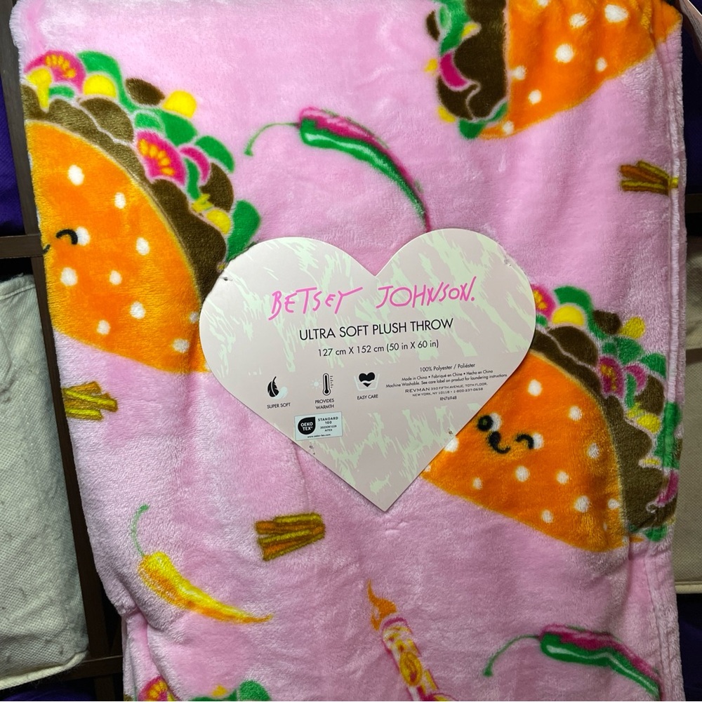 Pink Betsey Johnson taco blanket